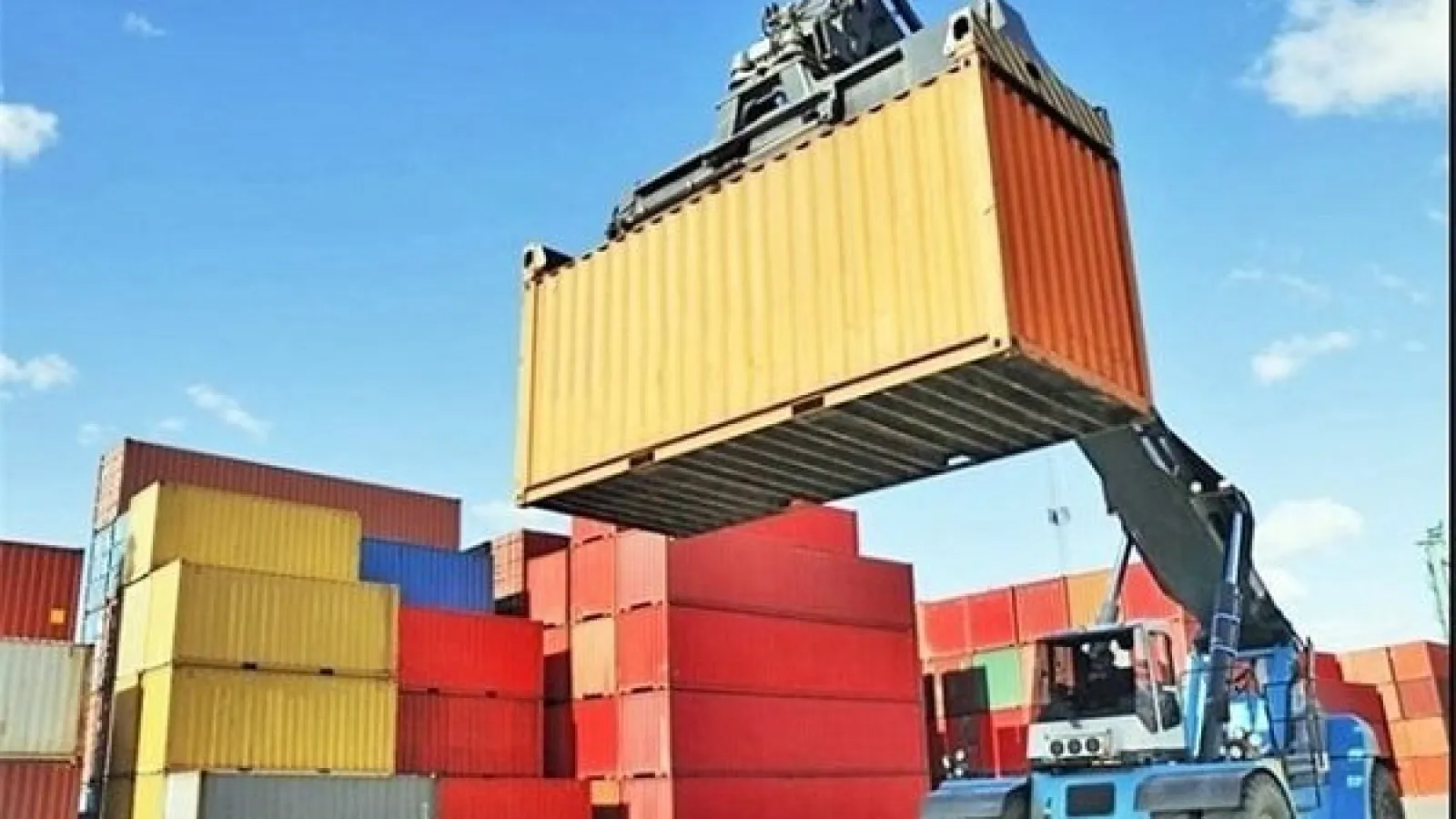380 Million Dollars Worth of Central Province Goods Exported