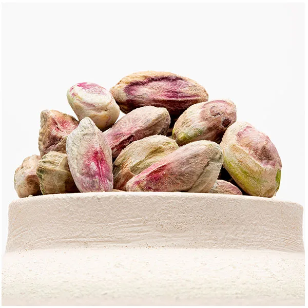 Green Pistachio Kernels with Shell
